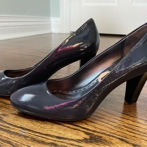 Coach Navy patent leather heels. Size 7.